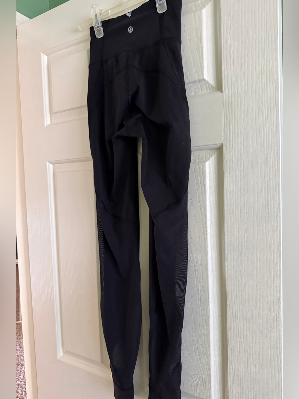 Lululemon mesh panel high rise full length legging, black size 2